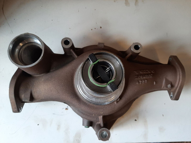 Volvo - Vodena pumpa: slika 1 Volvo - Vodena pumpa: slika 1