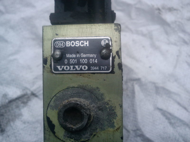 Volvo Уронем пола 0501100014. 28. 29. 35. 40. - Upravljačka jedinica: slika 1 Volvo Уронем пола 0501100014. 28. 29. 35. 40. - Upravljačka jedinica: slika 1