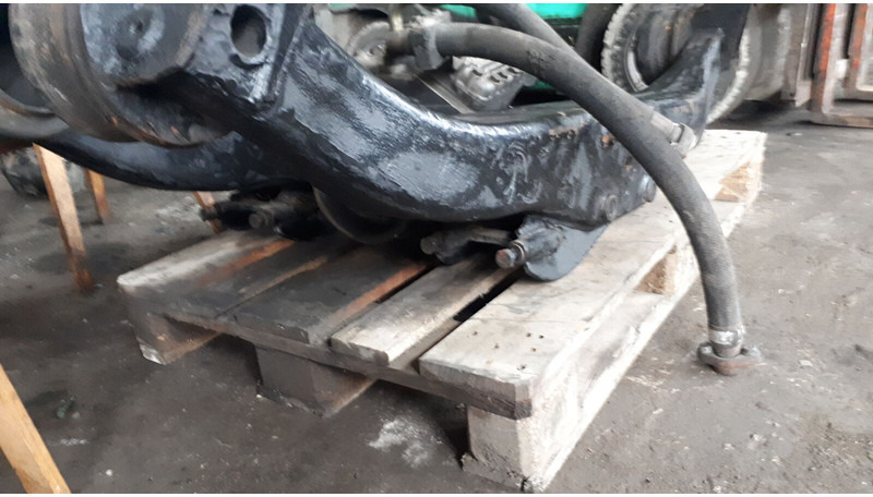 Volvo кронштейн заднего моста мерседес - Čelična suspenzija: slika 3 Volvo кронштейн заднего моста мерседес - Čelična suspenzija: slika 3