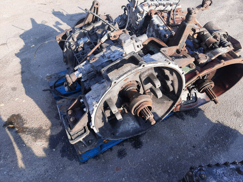 ZF 16S130 .8S180IT . 6S150C. 8S140 IT.6S80+GV80/ 6S90/ S5-24-3 / 6S - Menjač: slika 5 ZF 16S130 .8S180IT . 6S150C. 8S140 IT.6S80+GV80/ 6S90/ S5-24-3 / 6S - Menjač: slika 5