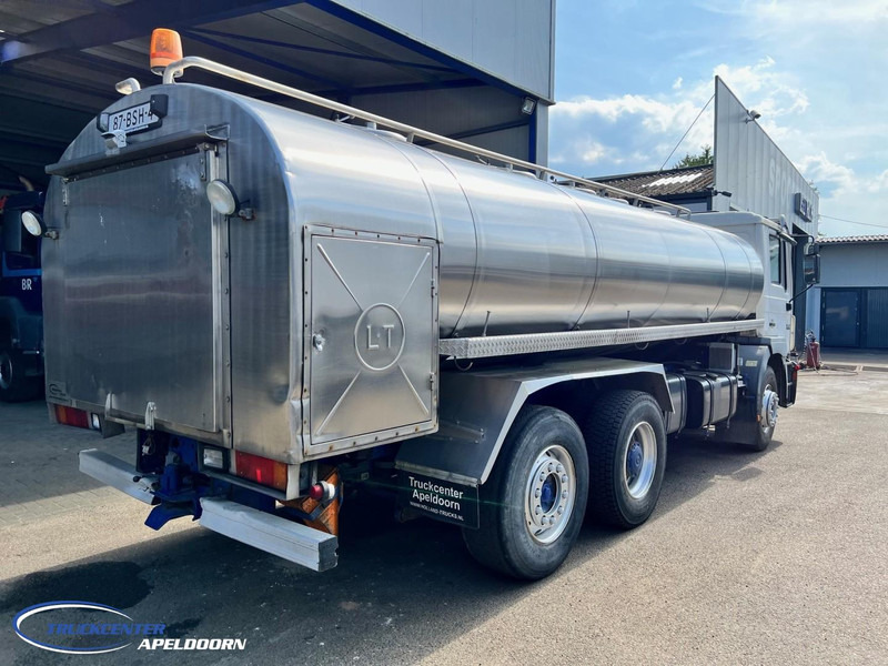 MAN 26.403 Manuel, Retarder, Reduction axle, 14250 liter - Kamion cisterna: slika 2 MAN 26.403 Manuel, Retarder, Reduction axle, 14250 liter - Kamion cisterna: slika 2