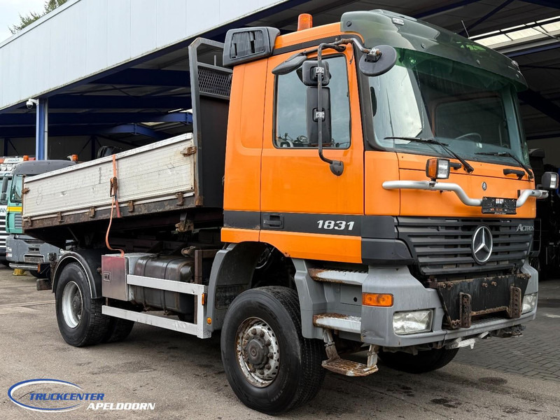 Mercedes-Benz Actros 1831 4x4 Naafreductie, Bladgeveerd, EPS, Originele kilometerstand! - Istovarivač: slika 1 Mercedes-Benz Actros 1831 4x4 Naafreductie, Bladgeveerd, EPS, Originele kilometerstand! - Istovarivač: slika 1