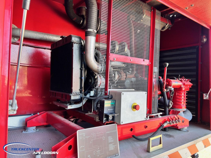 Renault Thomas Sides BS13 4x4, Twin engine! - Vatrogasni kamion: slika 5 Renault Thomas Sides BS13 4x4, Twin engine! - Vatrogasni kamion: slika 5