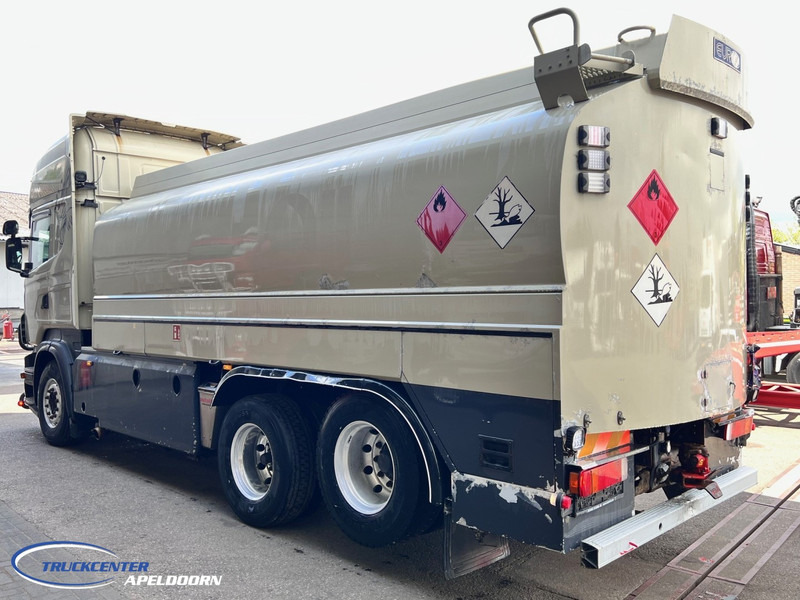 Scania R620 V8 Manuel, Retarder, 19000 liter, 5 Compartments, Pump & Hoses - Kamion cisterna: slika 4 Scania R620 V8 Manuel, Retarder, 19000 liter, 5 Compartments, Pump & Hoses - Kamion cisterna: slika 4