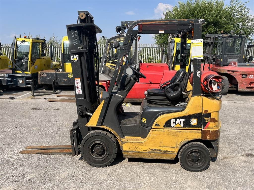 Gasni viljuškar CAT GP18N: slika 1