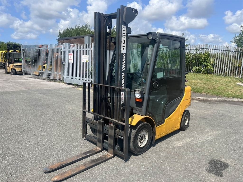 Jungheinrich TFG425S - Gasni viljuškar: slika 2 Jungheinrich TFG425S - Gasni viljuškar: slika 2