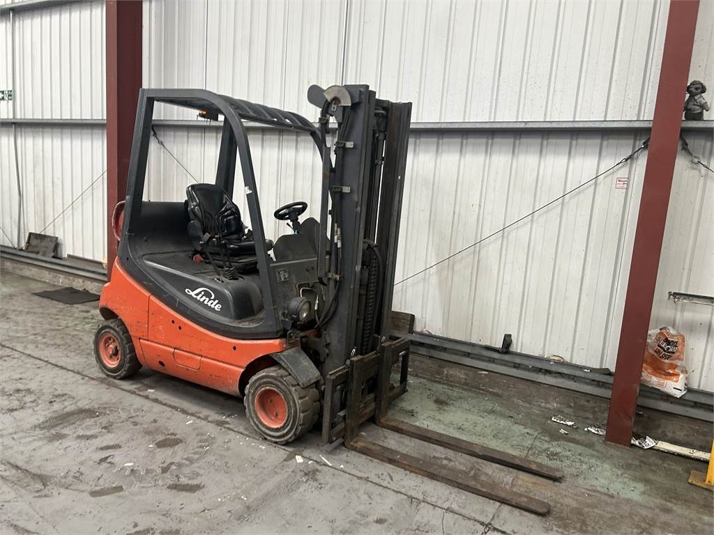 Linde H20T-03 - Gasni viljuškar: slika 4 Linde H20T-03 - Gasni viljuškar: slika 4