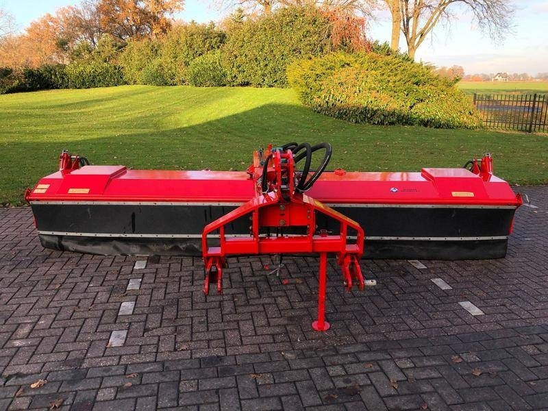 Dücker SFK 4500 veegmachine - Kosačica: slika 5 Dücker SFK 4500 veegmachine - Kosačica: slika 5