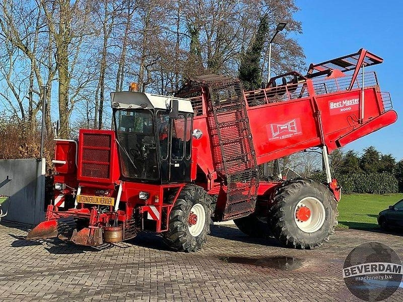 Gilles Beet Master 2000 - Kombajn za repu: slika 1 Gilles Beet Master 2000 - Kombajn za repu: slika 1
