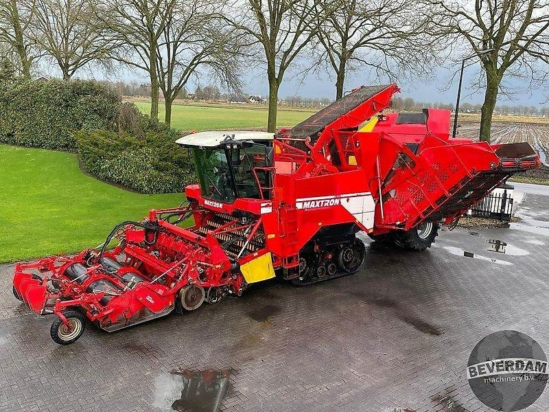 Grimme Maxtron 620 - Kombajn za repu: slika 1 Grimme Maxtron 620 - Kombajn za repu: slika 1