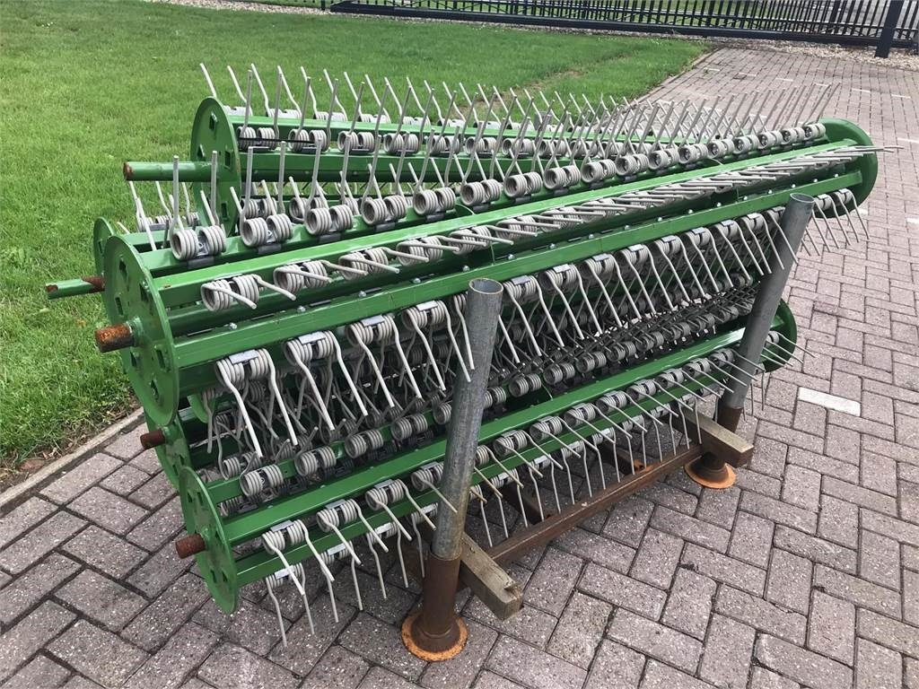 Krone Pick-up nieuw zonder beugels - Dodatak za stočnu hranu: slika 4 Krone Pick-up nieuw zonder beugels - Dodatak za stočnu hranu: slika 4