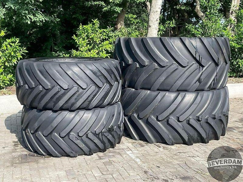 Michelin AXIOBIB 900/60R42 - Guma za Poljoprivredna mašina: slika 1 Michelin AXIOBIB 900/60R42 - Guma za Poljoprivredna mašina: slika 1