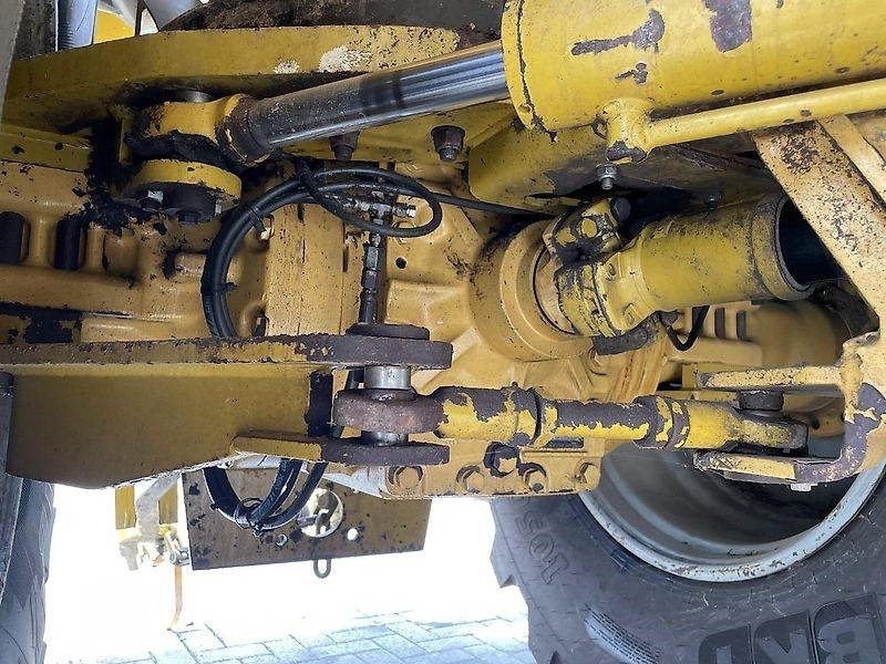 Rasipač veštačkog đubriva TerraGator 2244: slika 16