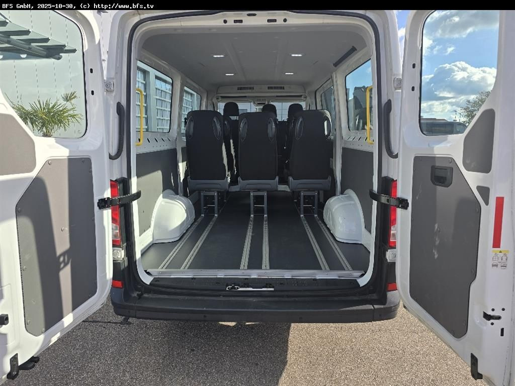 MAN TGE 3.140 4x2 F SB Kleinbus 9-Sitzer - Minibus, Putnički kombi: slika 3 MAN TGE 3.140 4x2 F SB Kleinbus 9-Sitzer - Minibus, Putnički kombi: slika 3