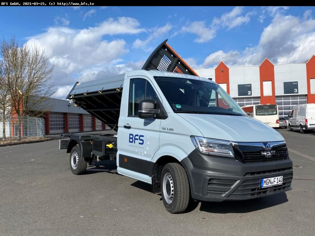 MAN TGE 3.180 4x2 F SB Dreiseitenkipper - Dostavno vozilo istovarivač: slika 2 MAN TGE 3.180 4x2 F SB Dreiseitenkipper - Dostavno vozilo istovarivač: slika 2