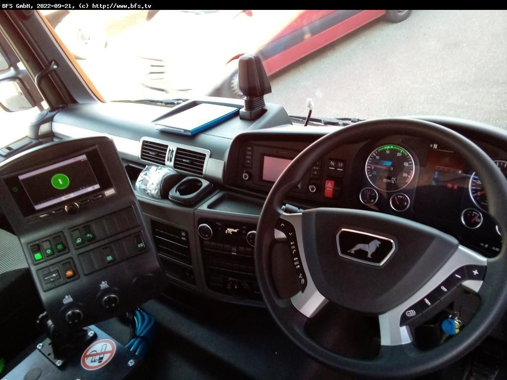 MAN TGM 15.290 4x2 BL CityFant 6000 SH Doppelseitige - Autočistilica: slika 4 MAN TGM 15.290 4x2 BL CityFant 6000 SH Doppelseitige - Autočistilica: slika 4