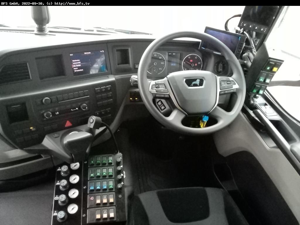 MAN TGS 18.360 4x2 BL BEAM S9000 beids. WK HD Heckab - Autočistilica: slika 4 MAN TGS 18.360 4x2 BL BEAM S9000 beids. WK HD Heckab - Autočistilica: slika 4