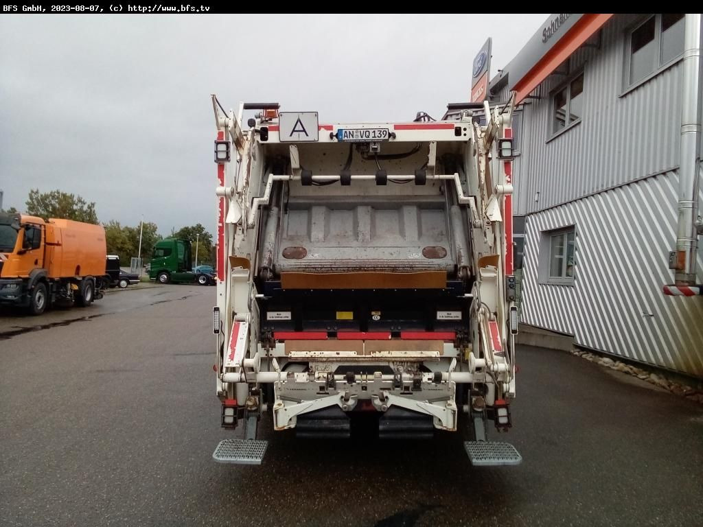 MAN TGS 28.320 6x2-4 BL HS UL Olympus 23 - Euro Max - Kamion za smeće: slika 3 MAN TGS 28.320 6x2-4 BL HS UL Olympus 23 - Euro Max - Kamion za smeće: slika 3