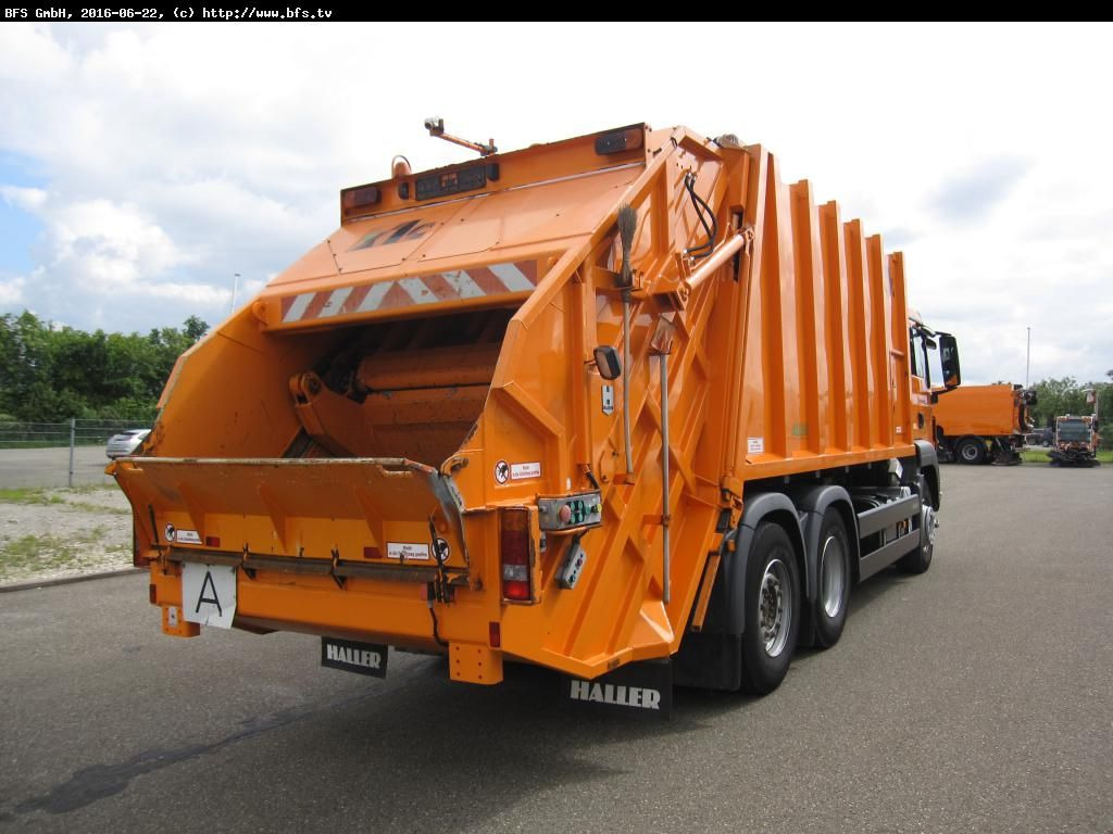 MAN TGS 28.320 6x2-4 BL Sperrmüll Haller M21 x1 C oh - Kamion za smeće: slika 2 MAN TGS 28.320 6x2-4 BL Sperrmüll Haller M21 x1 C oh - Kamion za smeće: slika 2