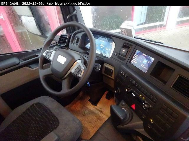 MAN TGS (TG3) 33.470 6x6 H BL 6x6H - Istovarivač: slika 4 MAN TGS (TG3) 33.470 6x6 H BL 6x6H - Istovarivač: slika 4
