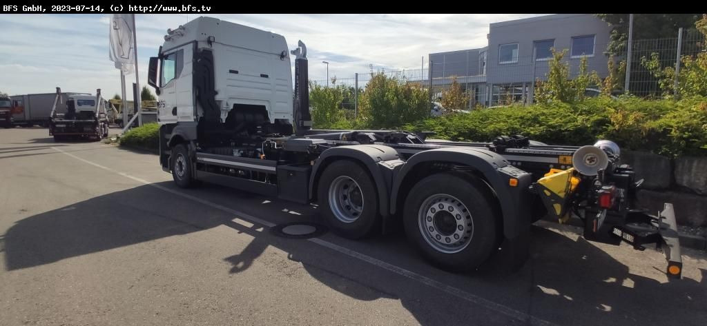 MAN TGX (TG3) 26.510 6x2-4 BL CH RS 21.70 Meiller - Kamion sa hidrauličnom kukom: slika 2 MAN TGX (TG3) 26.510 6x2-4 BL CH RS 21.70 Meiller - Kamion sa hidrauličnom kukom: slika 2