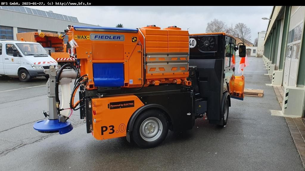 Pony P3.0 Pony P3.0 - Autočistilica: slika 3 Pony P3.0 Pony P3.0 - Autočistilica: slika 3