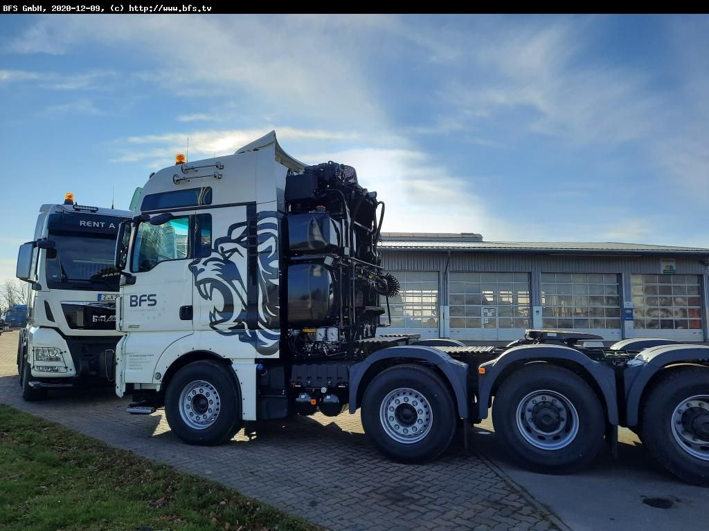 MAN TGX 41.640 8x4/4 BBS Euro 6 D, Schwerlast 250t W - Tegljač: slika 4 MAN TGX 41.640 8x4/4 BBS Euro 6 D, Schwerlast 250t W - Tegljač: slika 4