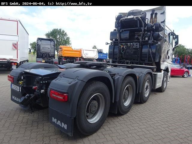 MAN TGX 41.640 8x4/4 BBS Schwerlast 250t WSK, Sicher - Tegljač: slika 3 MAN TGX 41.640 8x4/4 BBS Schwerlast 250t WSK, Sicher - Tegljač: slika 3