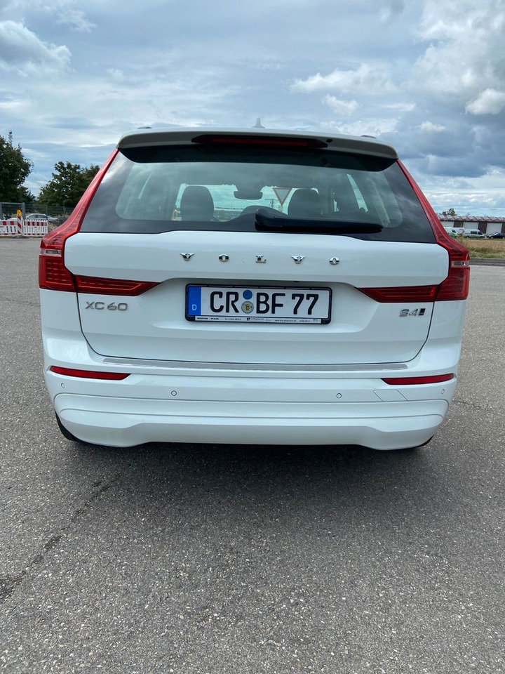 Volvo XC 60 XC60 Momentum Pro AWD - SUVSUV: slika 2 Volvo XC 60 XC60 Momentum Pro AWD - SUVSUV: slika 2