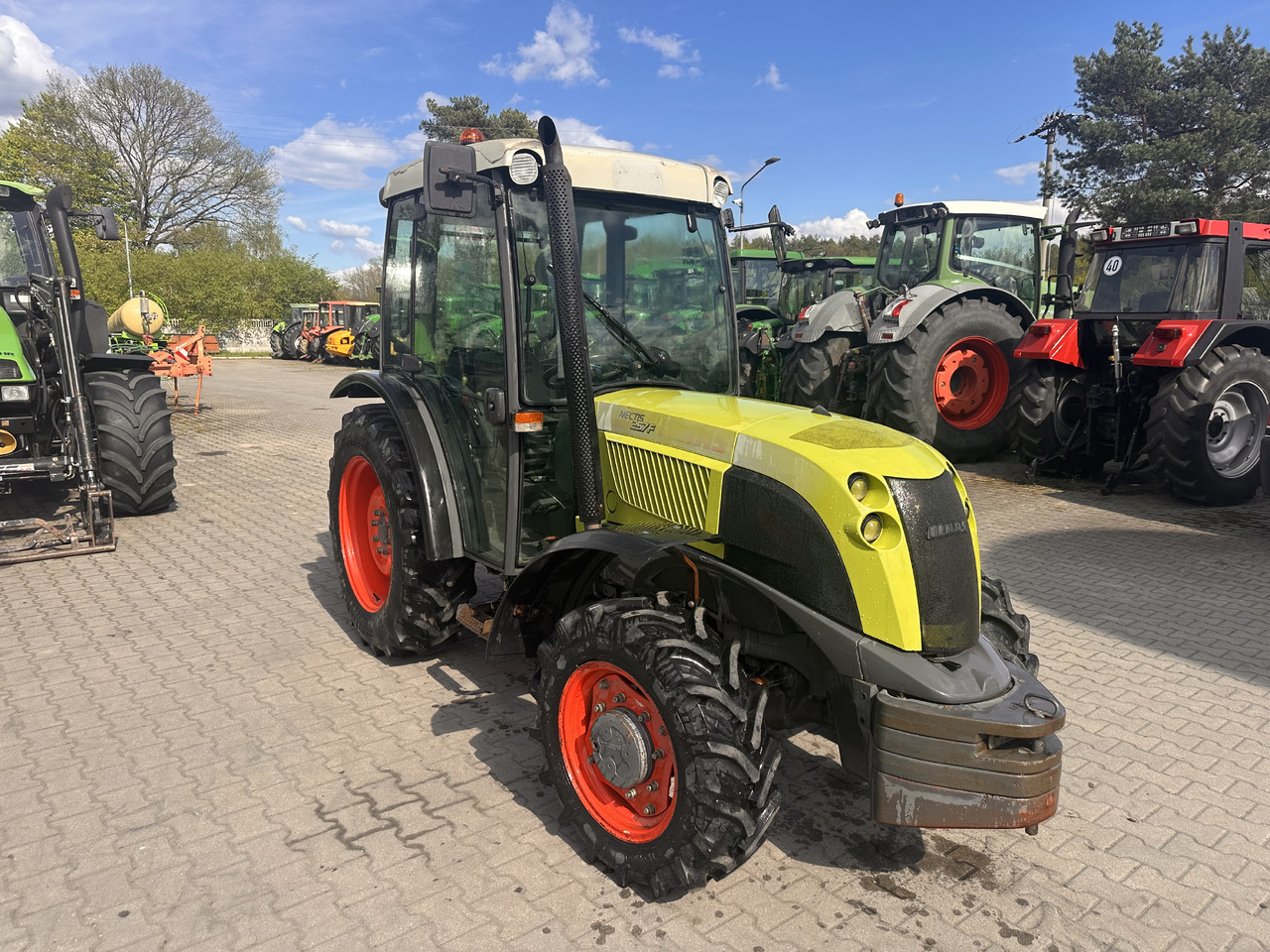 CLAAS NECTIS 257F - Traktor: slika 5 CLAAS NECTIS 257F - Traktor: slika 5