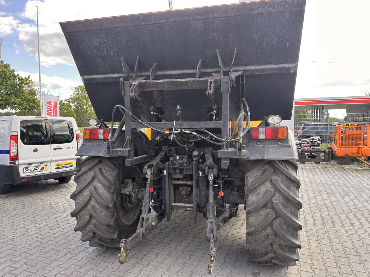 JCB FASTRAC 3230 - Traktor: slika 4 JCB FASTRAC 3230 - Traktor: slika 4