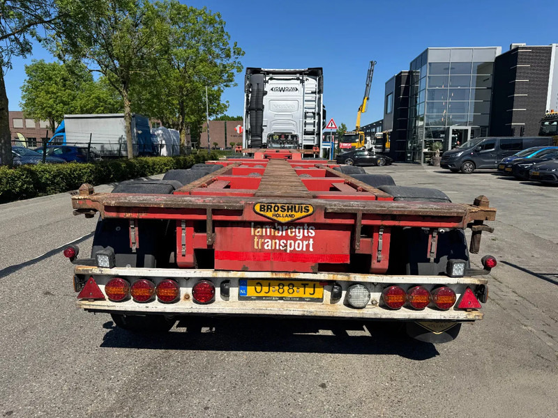 Broshuis 3 UCC-39/45 EU - 3 AXLE SAF + LIFTING AXLE - Poluprikolica za prevoz kontejnera/ Poluprikolica sa promenjivim sandukom: slika 3 Broshuis 3 UCC-39/45 EU - 3 AXLE SAF + LIFTING AXLE - Poluprikolica za prevoz kontejnera/ Poluprikolica sa promenjivim sandukom: slika 3