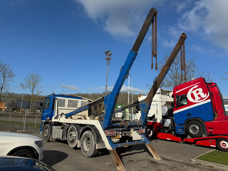 DAF CF 400 6X2 - EURO 6 + VDL P-18 + REMOTE + LIFT AXLE - Kamion za utovaranje kontejnera: slika 5 DAF CF 400 6X2 - EURO 6 + VDL P-18 + REMOTE + LIFT AXLE - Kamion za utovaranje kontejnera: slika 5