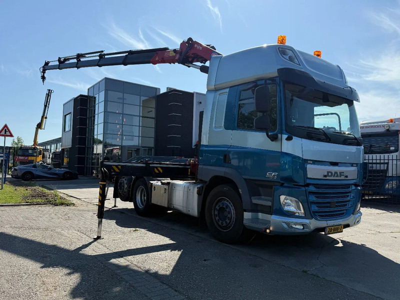 DAF CF 440 6X2 EURO 6 + HMF 3220-K5 REMOTE 5E & 6E FUNCTIE - Kamion sa dizalicom: slika 2 DAF CF 440 6X2 EURO 6 + HMF 3220-K5 REMOTE 5E & 6E FUNCTIE - Kamion sa dizalicom: slika 2