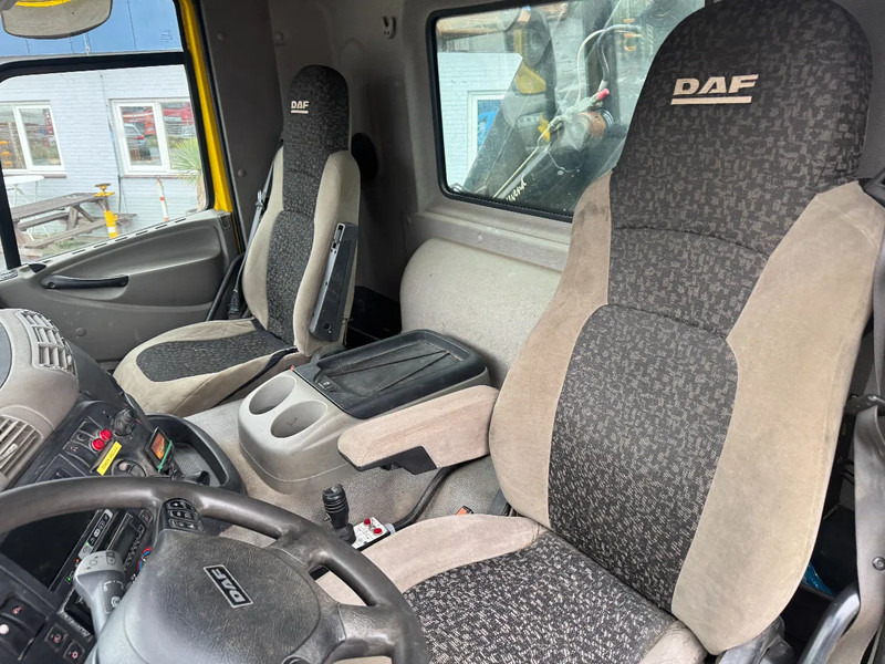 Kamion sa hidrauličnom kukom, Kamion sa dizalicom DAF CF 75.310 6X2 EURO 5 HMF 1244 Z2 + REMOTE + HIAB 17T HOOK: slika 18 Kamion sa hidrauličnom kukom, Kamion sa dizalicom DAF CF 75.310 6X2 EURO 5 HMF 1244 Z2 + REMOTE + HIAB 17T HOOK: slika 18