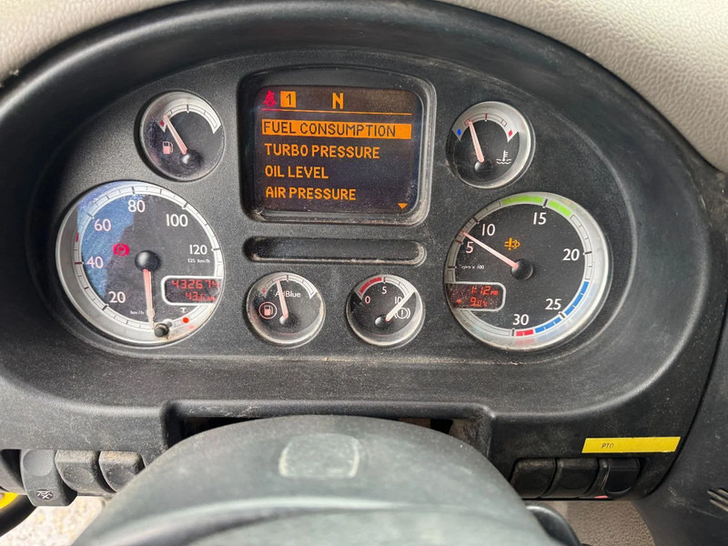 Kamion sa hidrauličnom kukom, Kamion sa dizalicom DAF CF 75.310 6X2 EURO 5 HMF 1244 Z2 + REMOTE + HIAB 17T HOOK: slika 20 Kamion sa hidrauličnom kukom, Kamion sa dizalicom DAF CF 75.310 6X2 EURO 5 HMF 1244 Z2 + REMOTE + HIAB 17T HOOK: slika 20