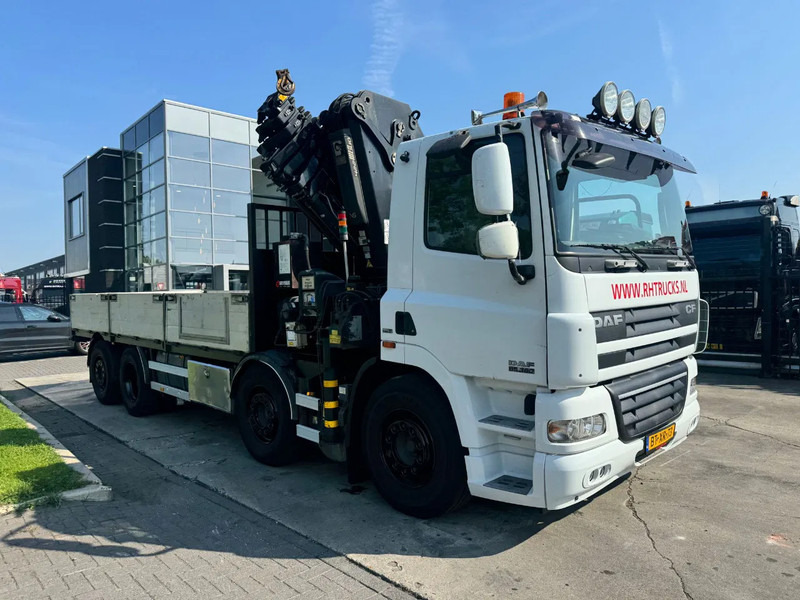 DAF CF 85.360 8x2 + HIAB 422E8 REMOTE CONTROLE - Kamion sa tovarnim sandukom, Kamion sa dizalicom: slika 4 DAF CF 85.360 8x2 + HIAB 422E8 REMOTE CONTROLE - Kamion sa tovarnim sandukom, Kamion sa dizalicom: slika 4