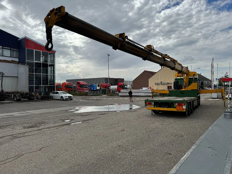 DAF CF 85.410 8X2 HIAB 422EP5 + REMOTE CONTROL - Kamion sa dizalicom: slika 5 DAF CF 85.410 8X2 HIAB 422EP5 + REMOTE CONTROL - Kamion sa dizalicom: slika 5