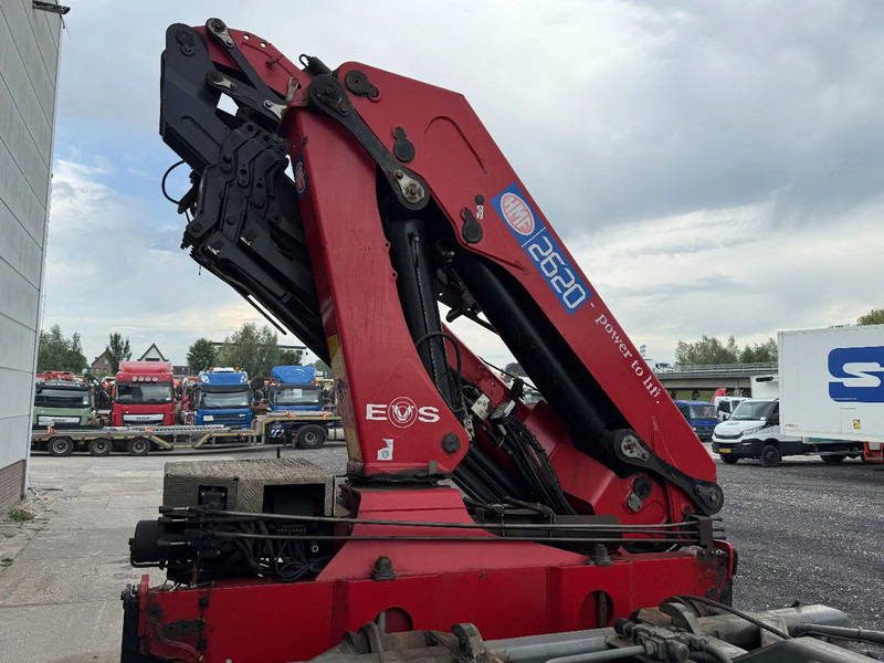 DAF CF 85.460 8X2 + YEAR 2016 HMF CRANE 2620-K4 + FLYJIB + WINCH + REMOTE DAF CF 85.460 8X2 + YEAR 2016 HMF CRANE 2620-K4 + FLYJIB + WINCH + REMOTE: slika 10