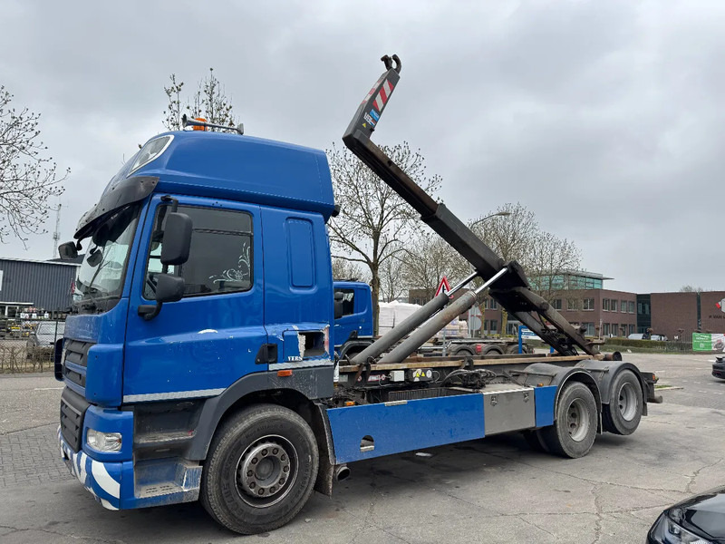 DAF CF 85 6X2 - EURO 5 + VDL HOOK + LIFT AXLE - Kamion sa hidrauličnom kukom: slika 1 DAF CF 85 6X2 - EURO 5 + VDL HOOK + LIFT AXLE - Kamion sa hidrauličnom kukom: slika 1