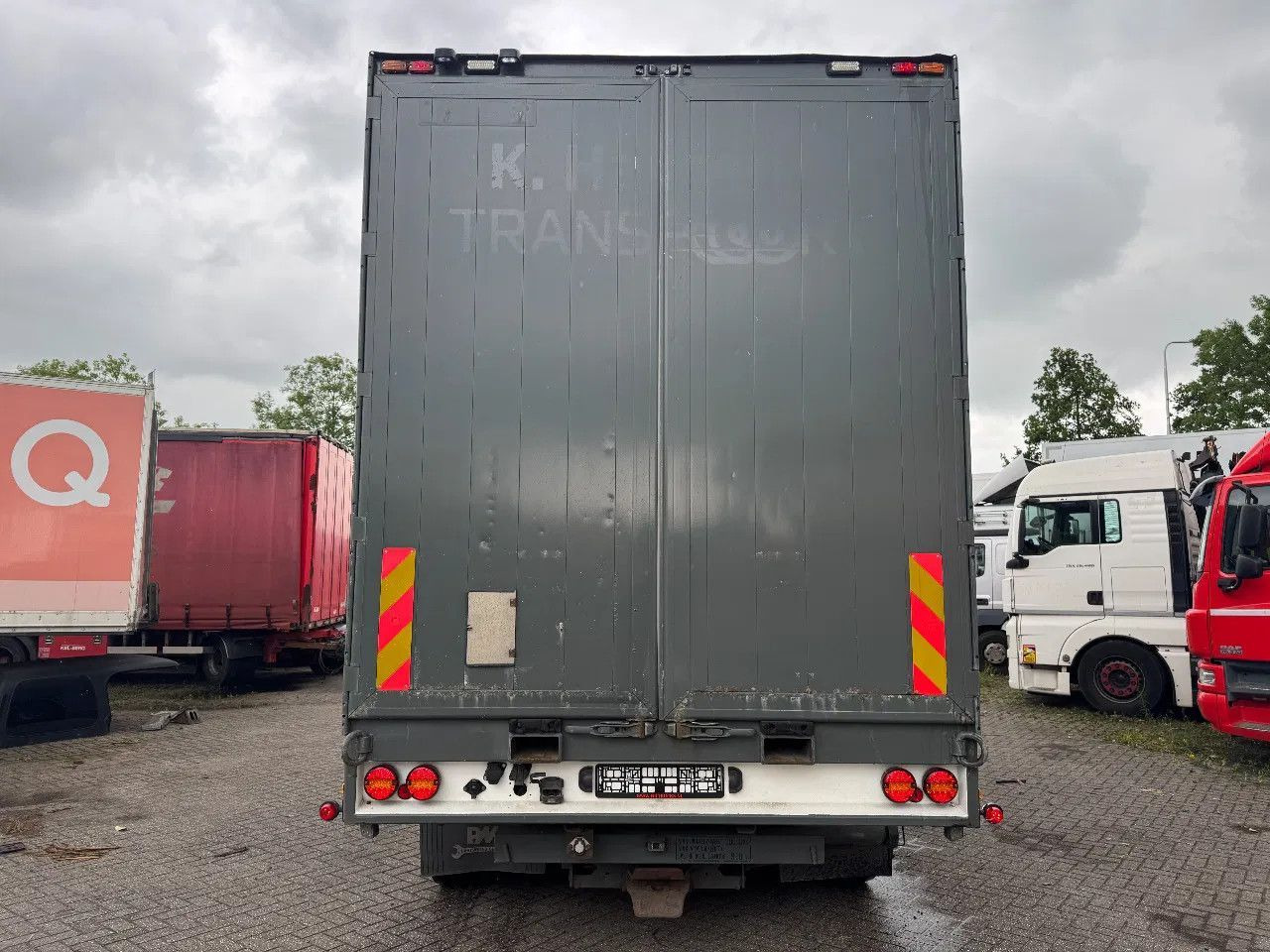 DAF XF 480 6X2 EURO 6 2018AUTOMATIC DAF XF 480 6X2 EURO 6 2018 AUTOMATIC - Kamion sa ceradom: slika 4 DAF XF 480 6X2 EURO 6 2018AUTOMATIC DAF XF 480 6X2 EURO 6 2018 AUTOMATIC - Kamion sa ceradom: slika 4