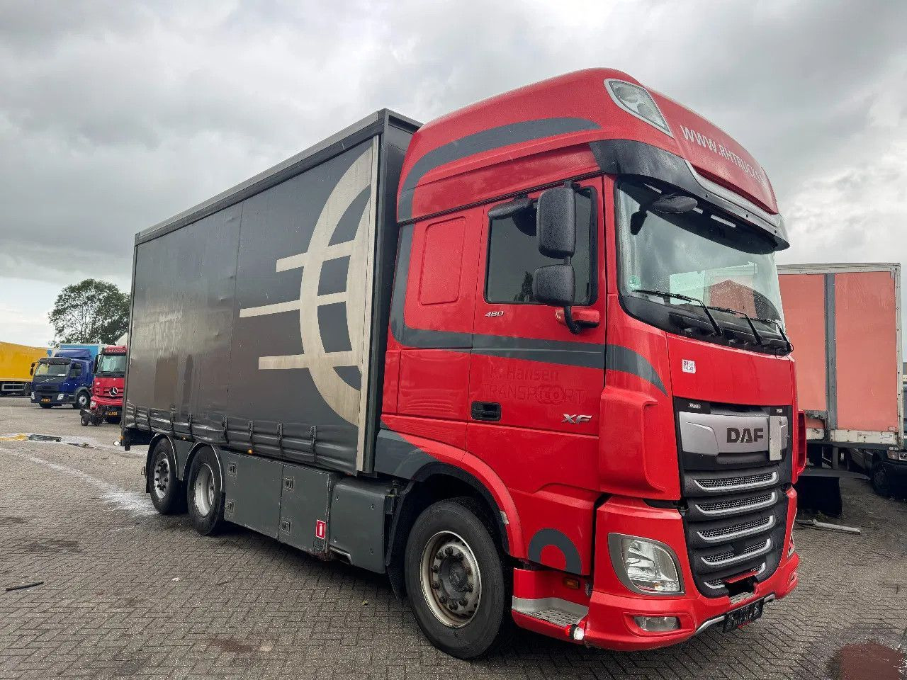 DAF XF 480 6X2 EURO 6 2018AUTOMATIC DAF XF 480 6X2 EURO 6 2018 AUTOMATIC - Kamion sa ceradom: slika 2 DAF XF 480 6X2 EURO 6 2018AUTOMATIC DAF XF 480 6X2 EURO 6 2018 AUTOMATIC - Kamion sa ceradom: slika 2