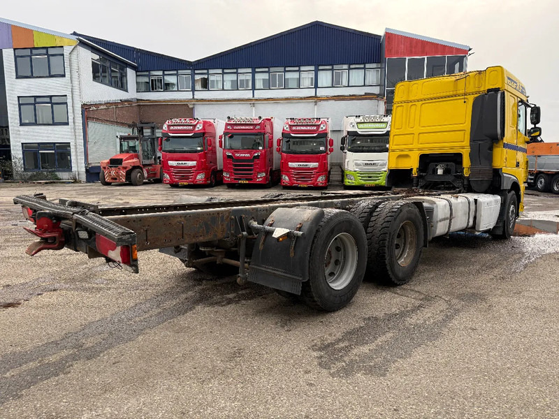 DAF XF 510 6X4 EURO 6 + RETARDER - Kamion sa golom šasijom i zatvorenom kabinom: slika 4 DAF XF 510 6X4 EURO 6 + RETARDER - Kamion sa golom šasijom i zatvorenom kabinom: slika 4