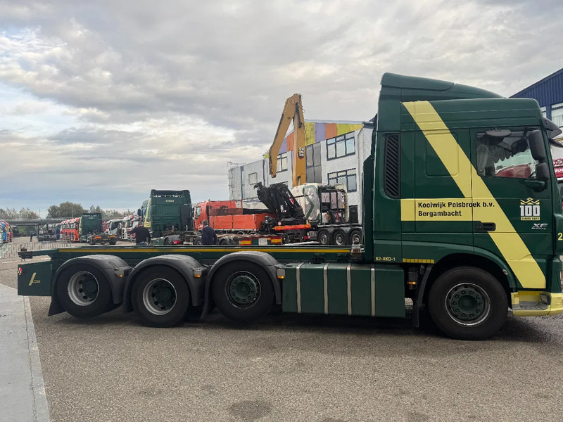 DAF XF 510 8X2 EURO 6 RETARDER TÜV TILL 08-2026 - Kamion za prevoz kontejnera/ Kamion sa promenjivim sandukom: slika 4 DAF XF 510 8X2 EURO 6 RETARDER TÜV TILL 08-2026 - Kamion za prevoz kontejnera/ Kamion sa promenjivim sandukom: slika 4