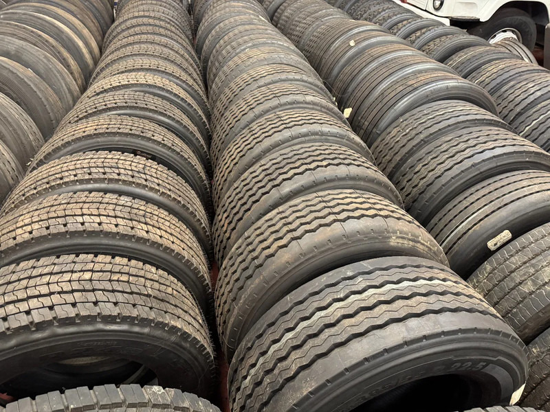 Diversen COVERBANDEN *315/60R22.5 / 385/55R22.5 / 385/65R22.5 TYRES - Guma za Kamion: slika 3 Diversen COVERBANDEN *315/60R22.5 / 385/55R22.5 / 385/65R22.5 TYRES - Guma za Kamion: slika 3