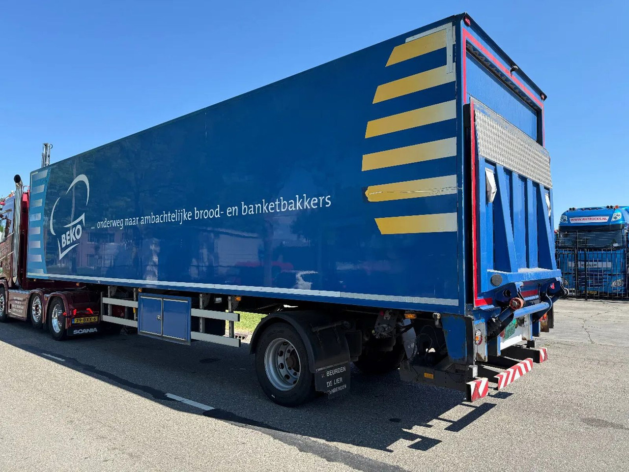 HRD 1 AS - BPW + CARRIER VECTOR 1550 + LOADLIFT 2000 - Poluprikolica hladnjače: slika 5 HRD 1 AS - BPW + CARRIER VECTOR 1550 + LOADLIFT 2000 - Poluprikolica hladnjače: slika 5