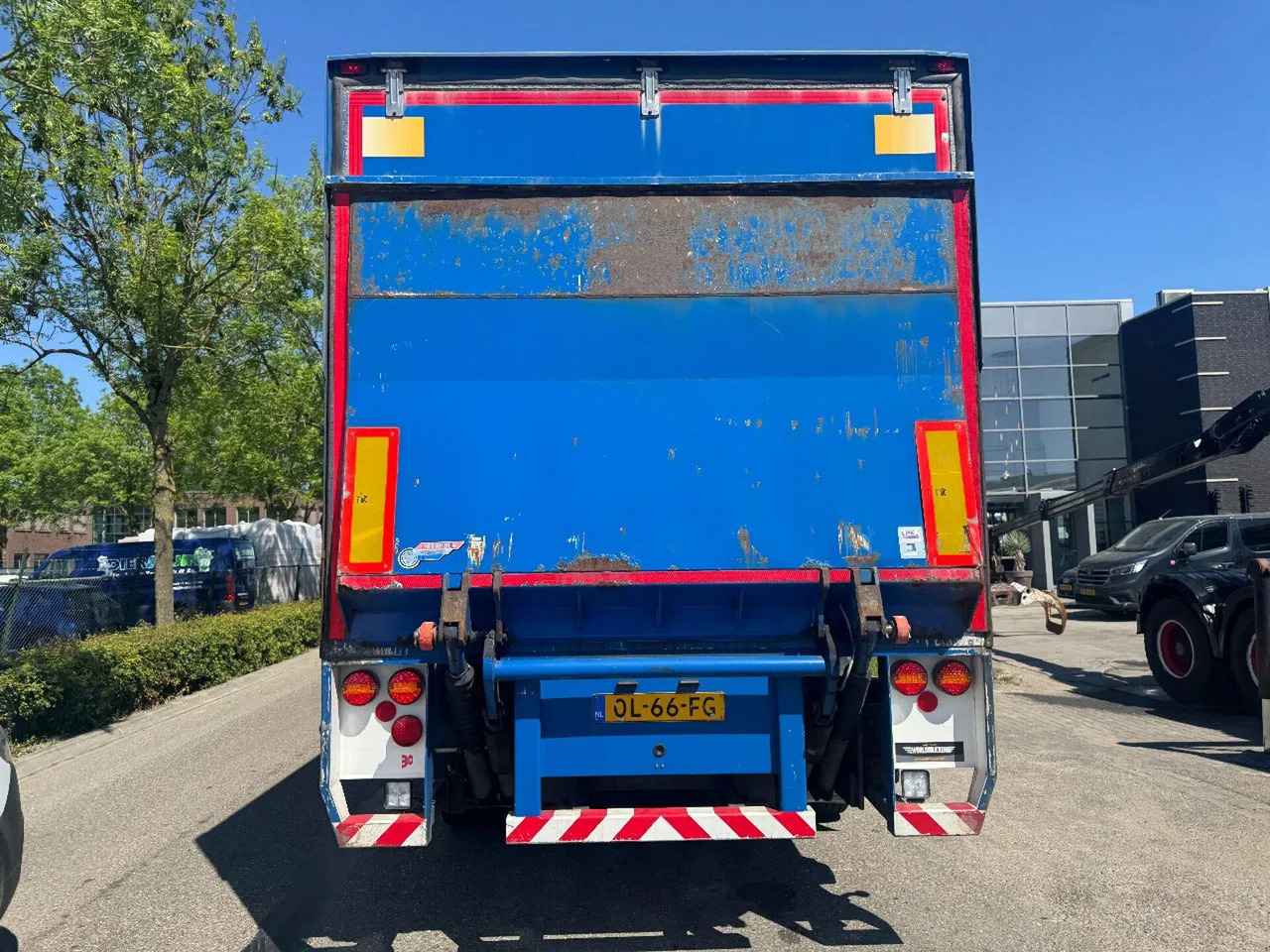 HRD SKFG - BPW AXLE + CARRIER VECTOR 1850MT - Poluprikolica hladnjače: slika 4 HRD SKFG - BPW AXLE + CARRIER VECTOR 1850MT - Poluprikolica hladnjače: slika 4