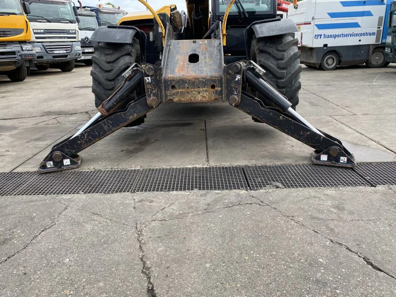 Haulotte HTL 4017 - 4X4X4 - 5.617 HOURS - 17 METER - 4.000 KG - Teleskopski upravljač: slika 5 Haulotte HTL 4017 - 4X4X4 - 5.617 HOURS - 17 METER - 4.000 KG - Teleskopski upravljač: slika 5
