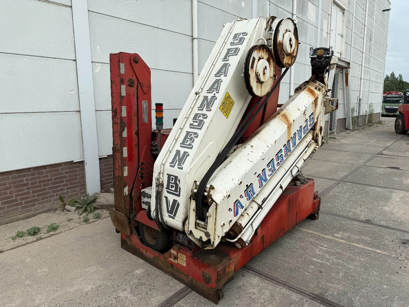Hiab R330-F4 REMOTE CONTROLE AN STAMPS, HATZ MOTOR - Platforma: slika 1 Hiab R330-F4 REMOTE CONTROLE AN STAMPS, HATZ MOTOR - Platforma: slika 1