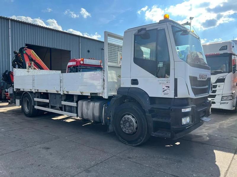 Iveco Stralis 310 PALFINGER PK14002 - MOTOR DEFECT - Kamion sa dizalicom: slika 3 Iveco Stralis 310 PALFINGER PK14002 - MOTOR DEFECT - Kamion sa dizalicom: slika 3